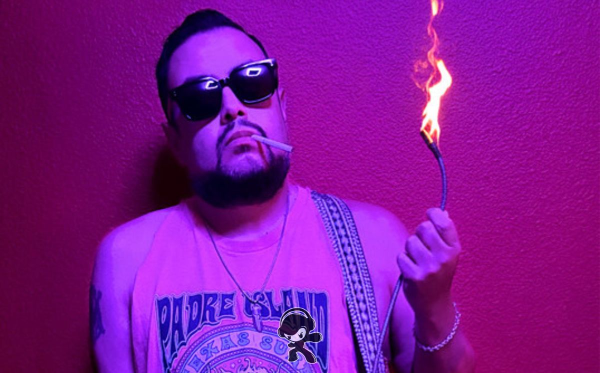 Santo Boom - Rokacumbia (Latin Rock)