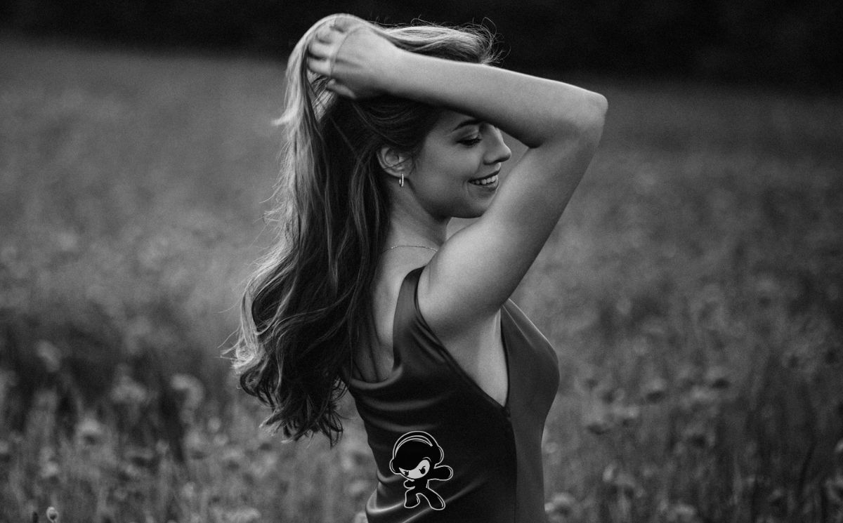 Sara Nowakowska - Bez pytania (Indie Pop)