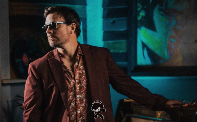 Will Thompson - Noise (Indie Pop)