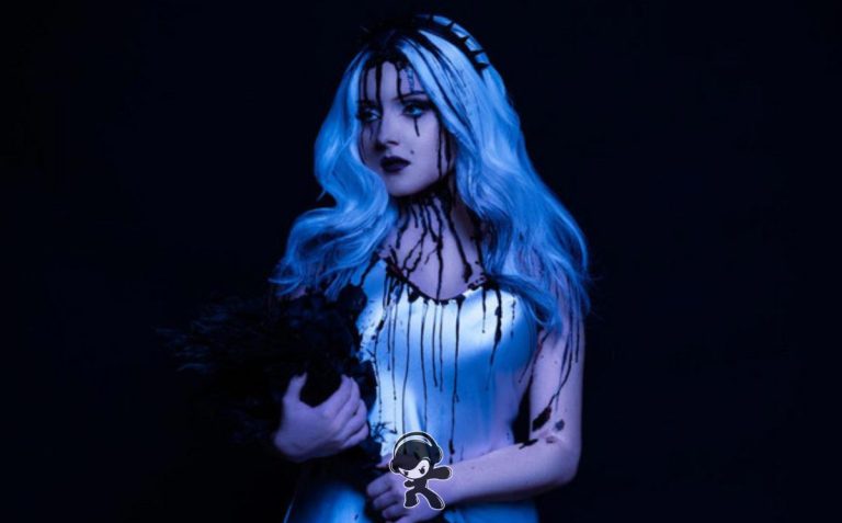 Sara Diana - Is That Blood? (Dark Pop)