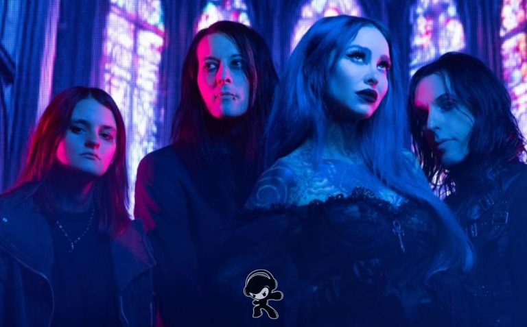 Stitched Up Heart - GLITCH BITCH (Metalcore)