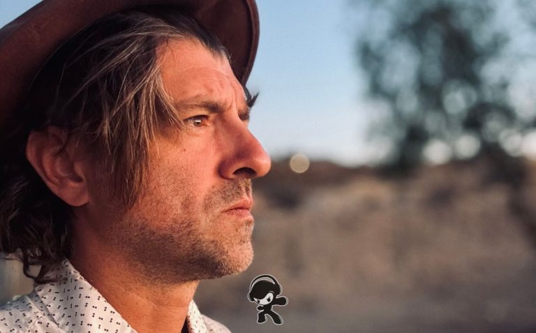 The Vincenzos – Lay Down (Alternative Rock)