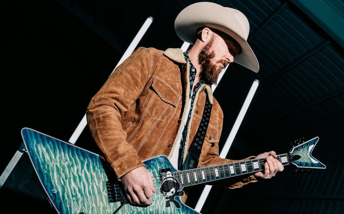 Armstrong - The Covenant (Alternative Metal)