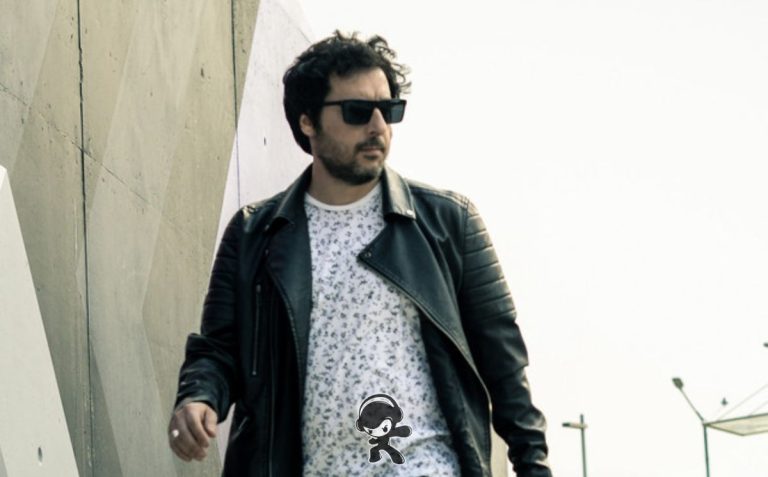 Martin Carrillo - Una Excusa Más (Indie Rock)