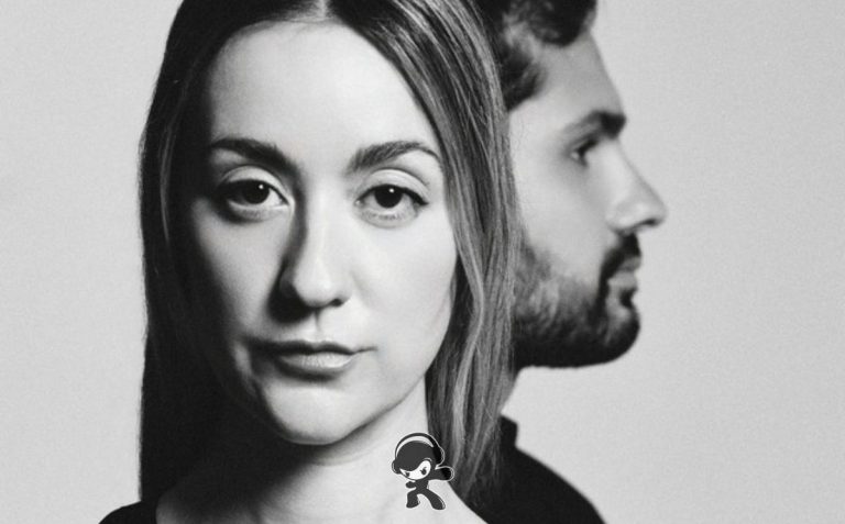 Mona et Toi - Nothing Rhymes With Myself (Indie Pop)