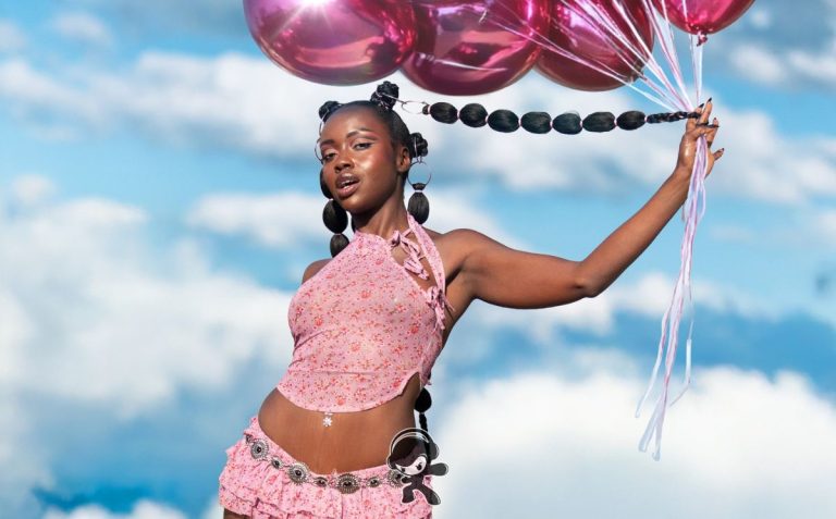 AKOSIA - That's What I Want (Electro Pop)