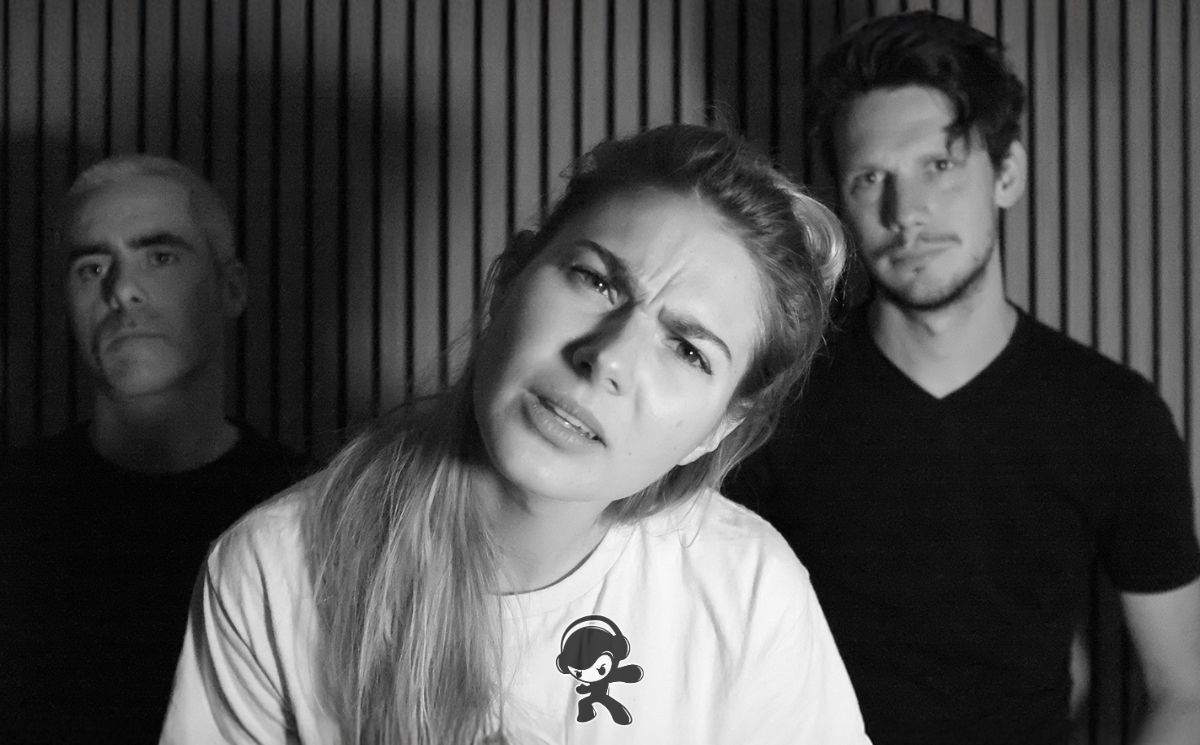 Airmail - Arterial Hallways (Indie Pop)