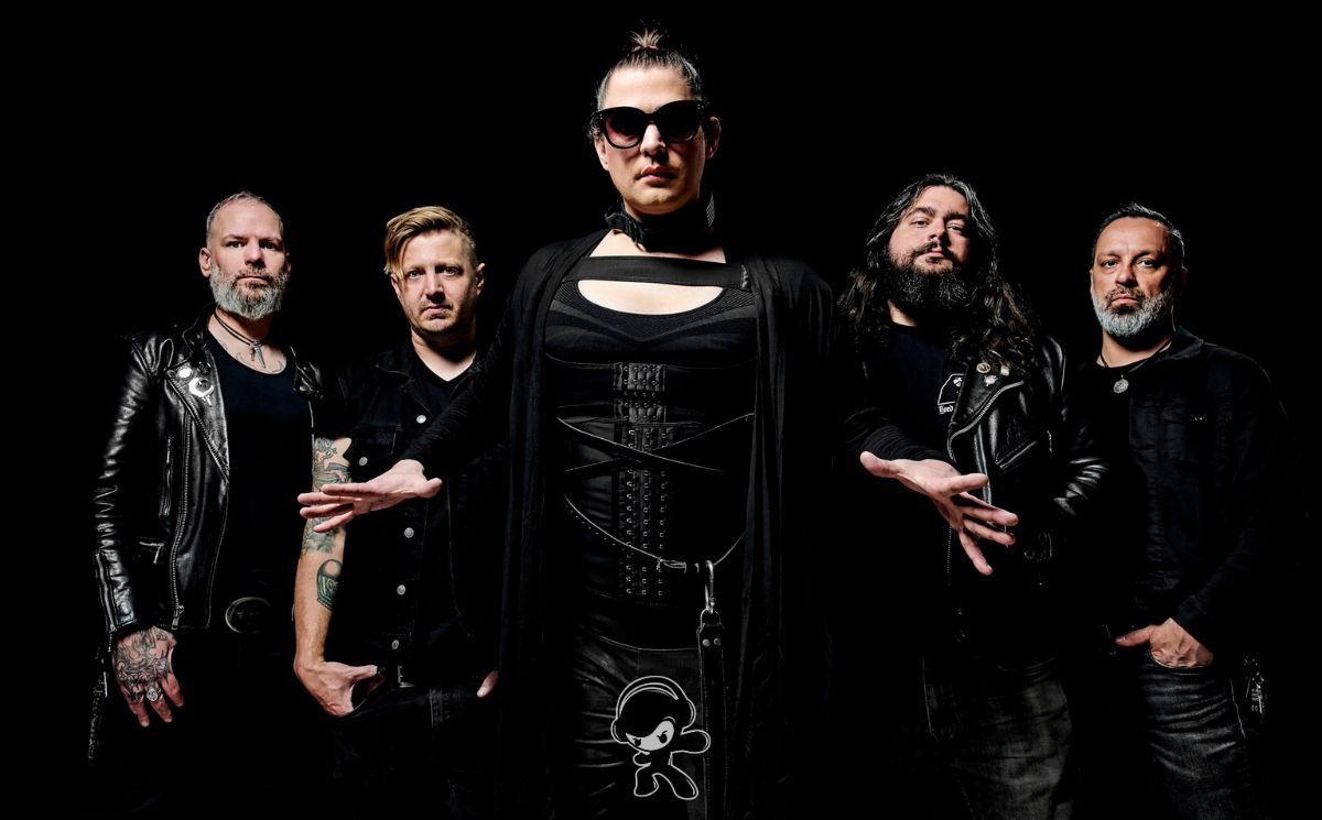 Black Cross Hotel - Rebel Yell (Industrial)