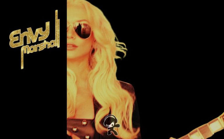 Envy Marshall - Lookin' Good, Feelin' Famous (Hard Rock)