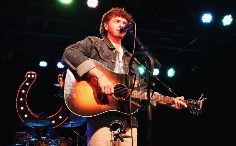 Gavin Marengi - All But Brand New (Indie Pop)