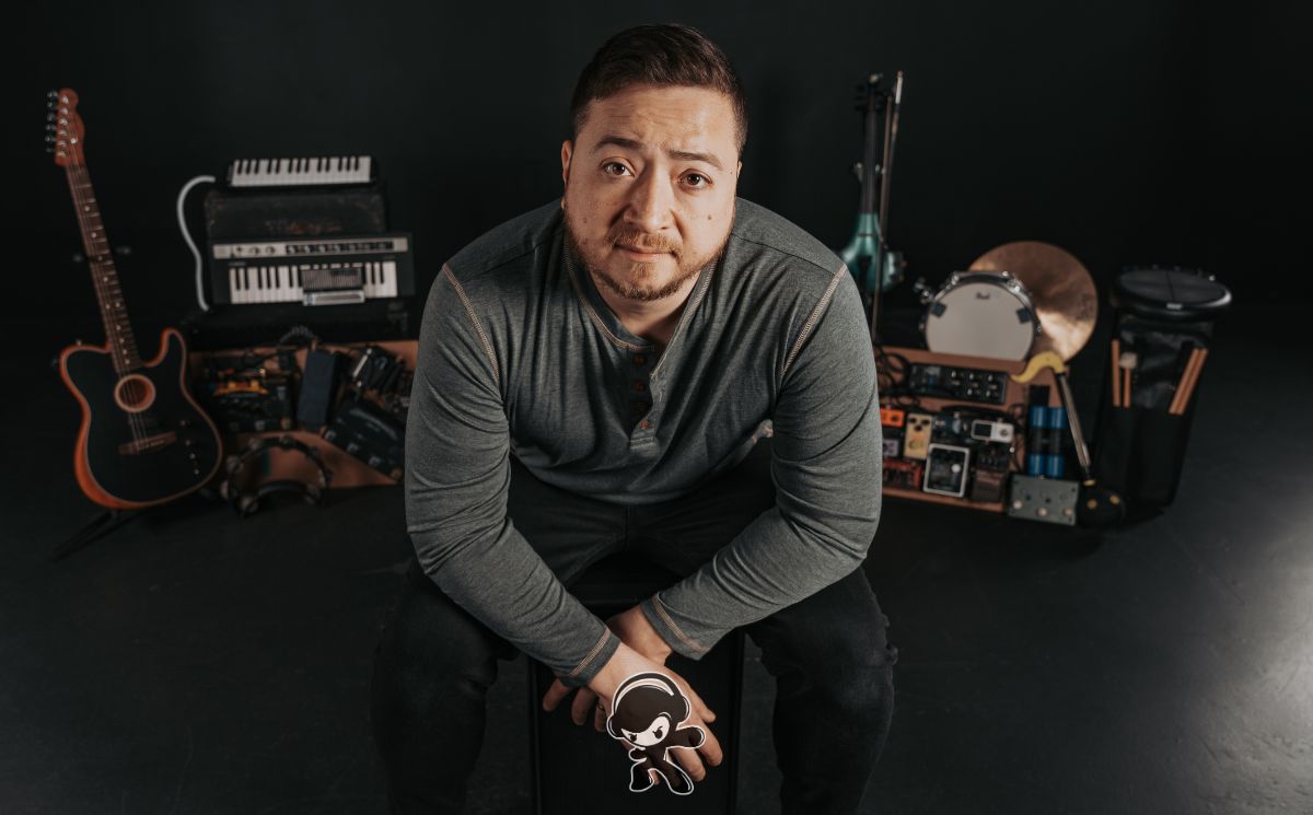 Harmony With Hunter - Wicked World (Alternative Rock)