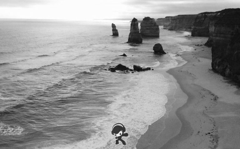 Lingering Tones - Leave It All Behind (Trip-Hop)