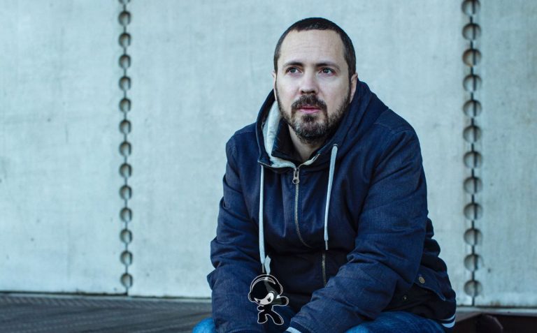 Nervous City Nervous Self - Land of the new (Indie Pop)