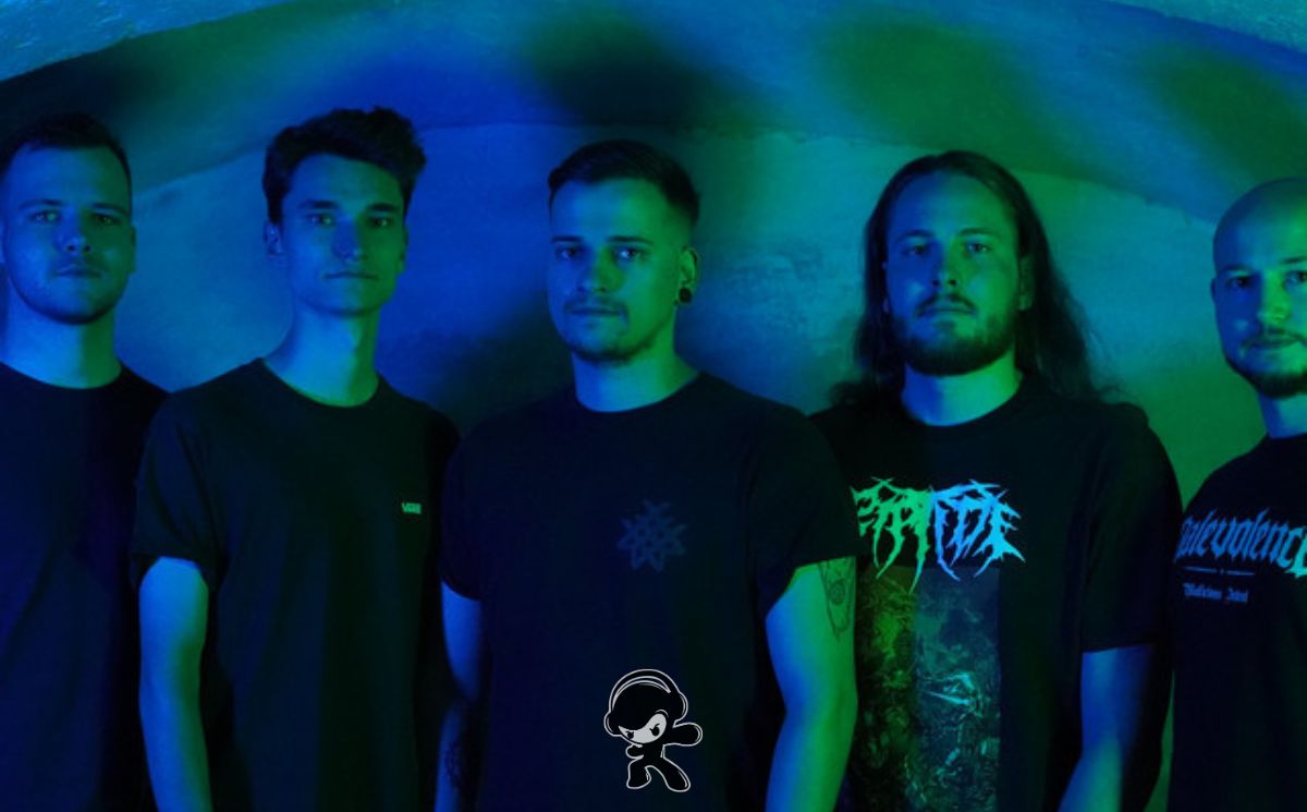 Riverbloom - Distant But Alive (Metalcore)