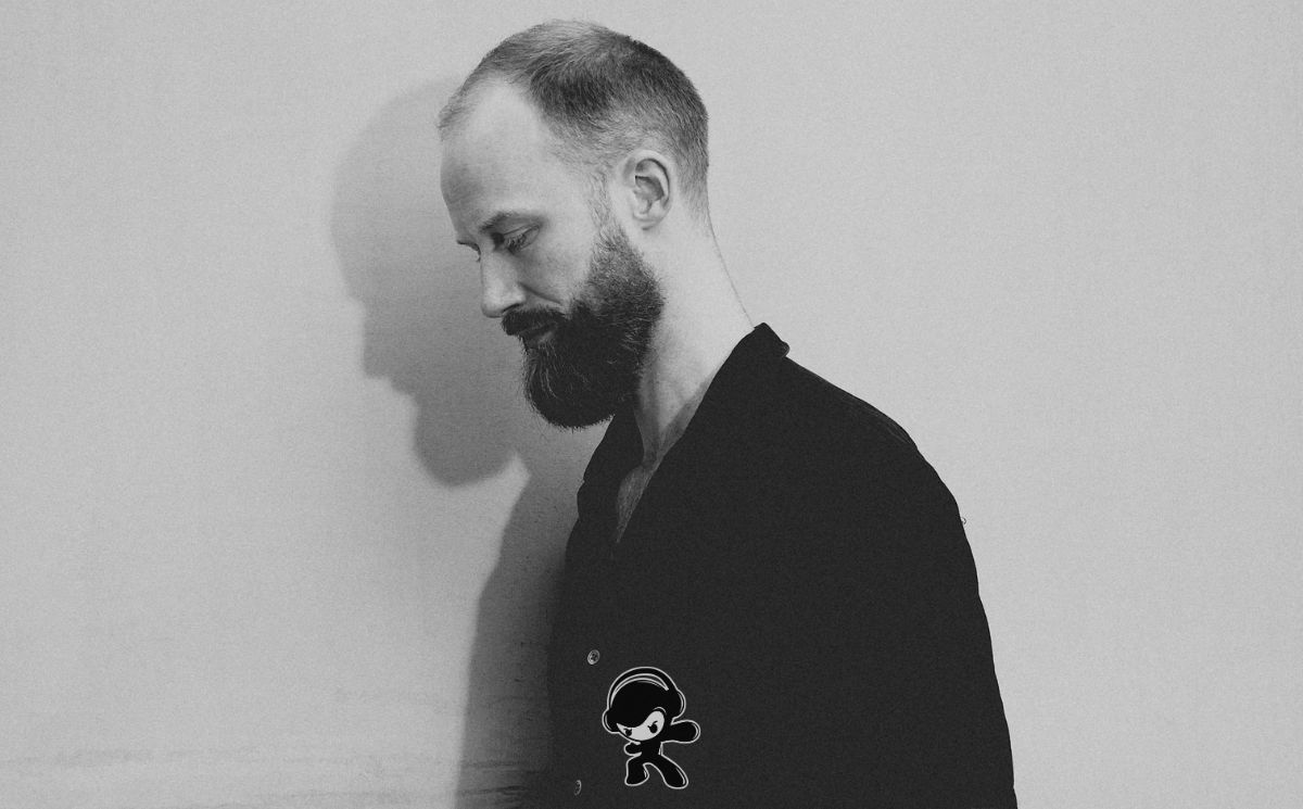 Runar Netland - Sinober (Downtempo)