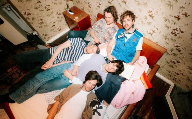 Some Sprouts - Grow in our own way (Indie Pop)