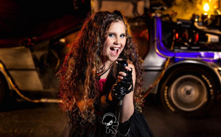 Tori Gideon - Glitter Punk 1985 (Pop Rock)