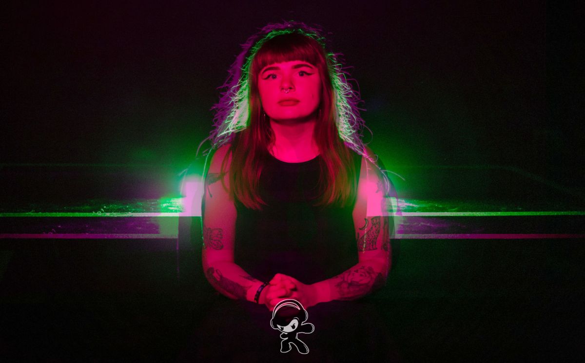Amy Bell - Want Me (Alternative)
